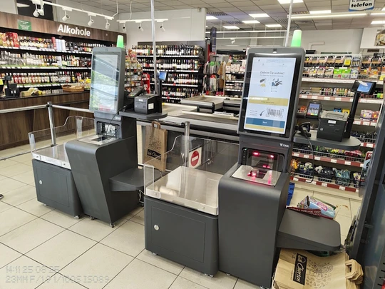 Wdrożenie samoobsługowych kas fiskalnych w Chorten